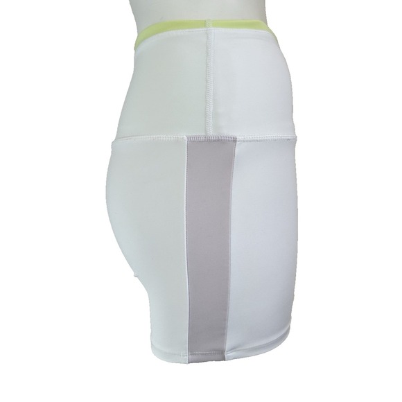 Wildfox Hike Bike Short Size Medium Colorblock White Pastel High Rise 3" EUC - Picture 8 of 8